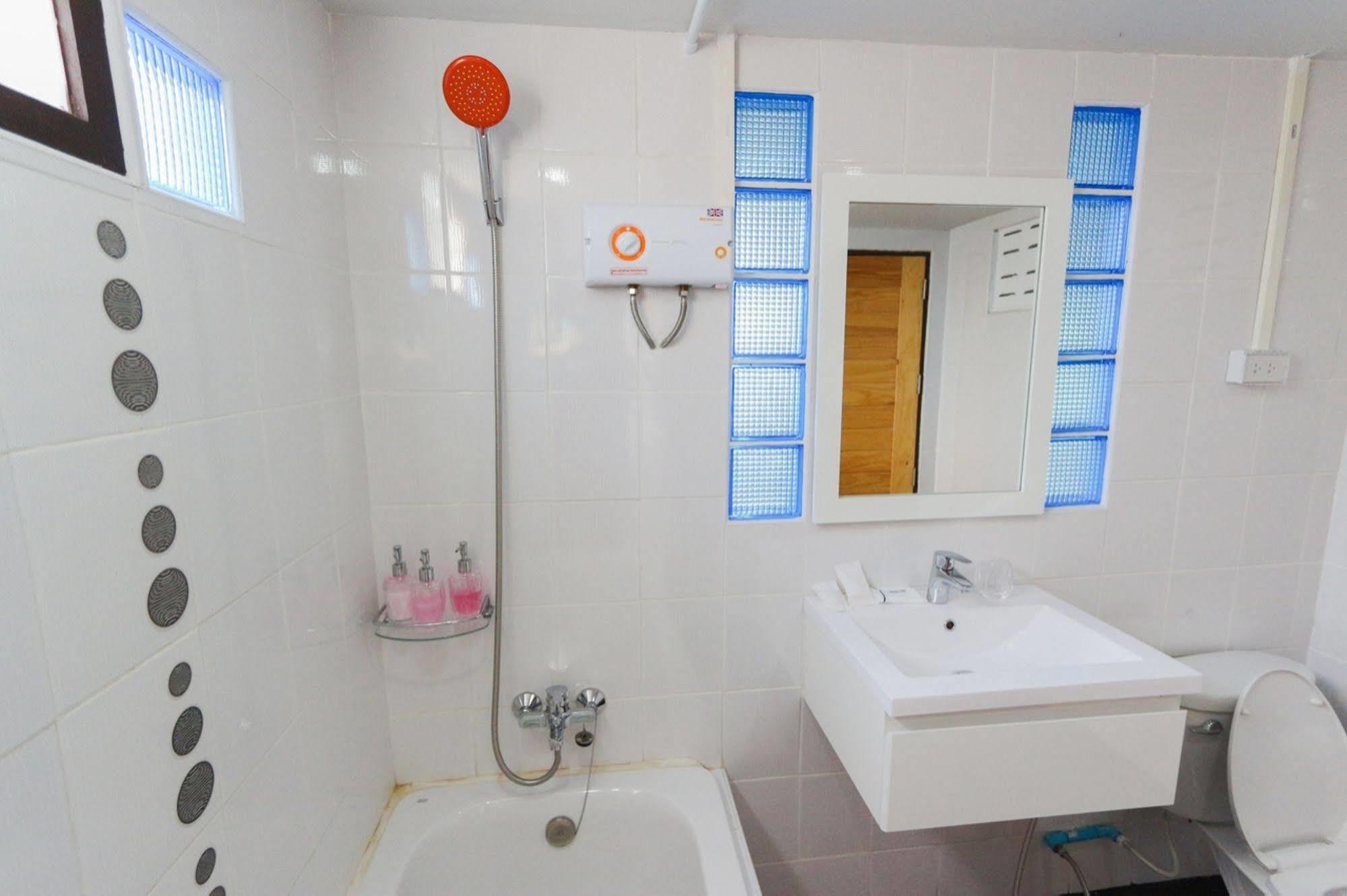 The Stay Guest House Loei Esterno foto